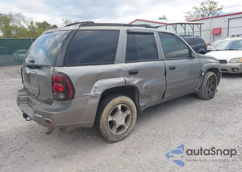 2007 Chevrolet Trailblazer Ls from USA, damaged, VIN 1GNDS13S572132529
